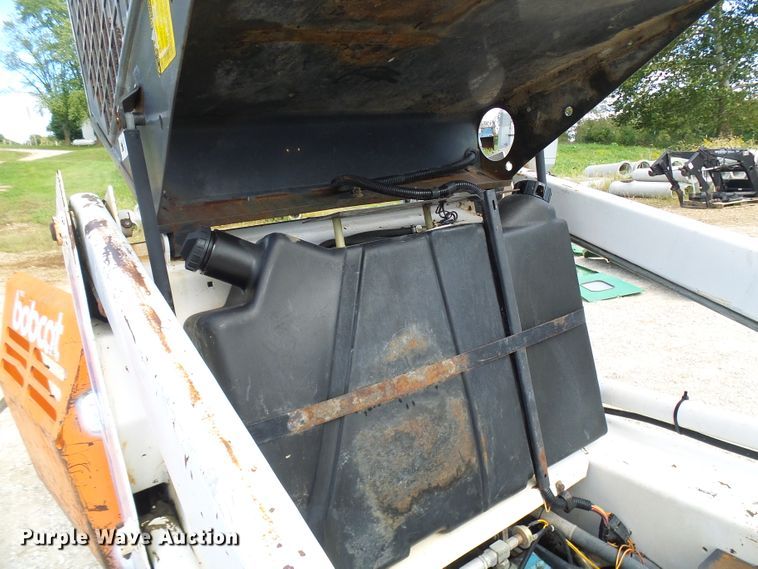 image for item DC2973 1988 Bobcat 743  skid steer loader