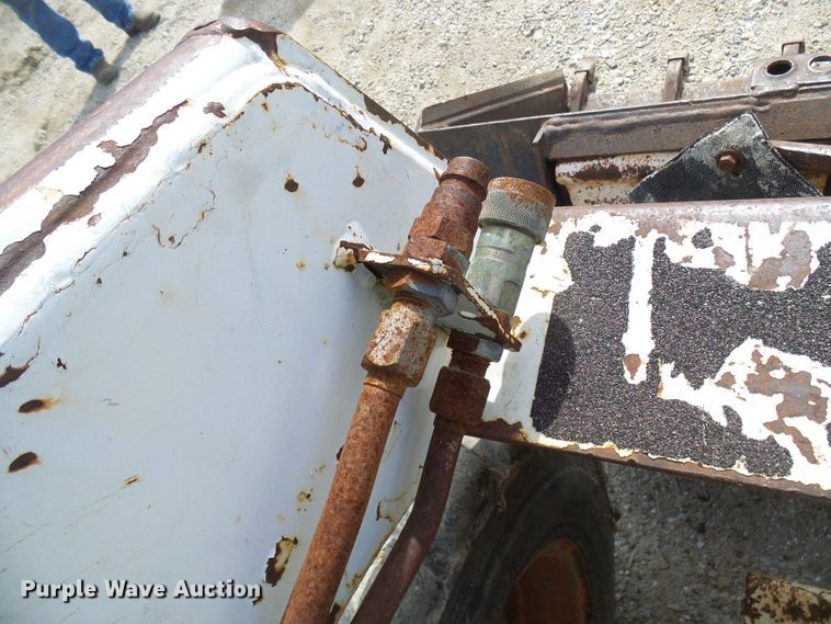 image for item DC2973 1988 Bobcat 743  skid steer loader