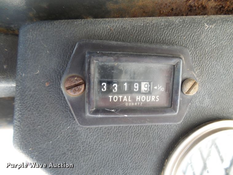 image for item DC2973 1988 Bobcat 743  skid steer loader