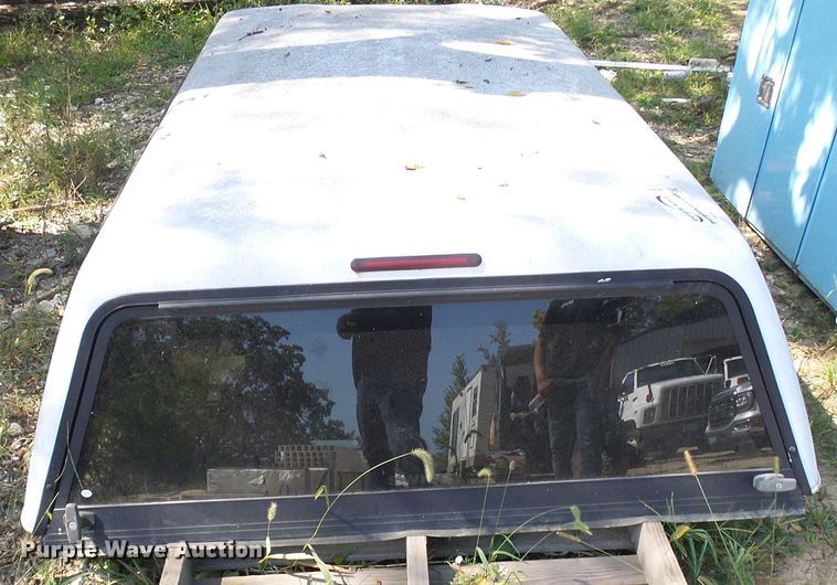 image for item DC2977 8'L pickup bed topper