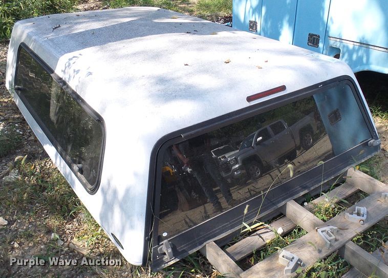 image for item DC2977 8'L pickup bed topper