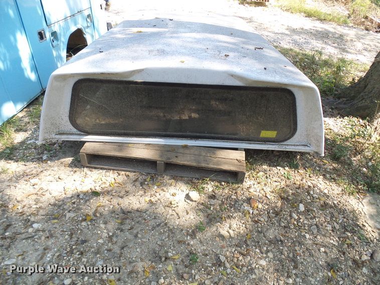 image for item DC2977 8'L pickup bed topper