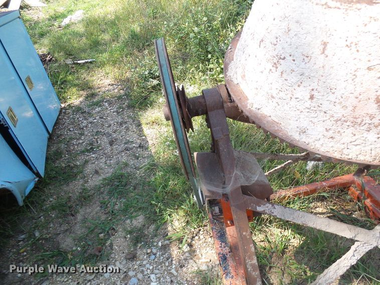 image for item DC2978 Concrete mixer