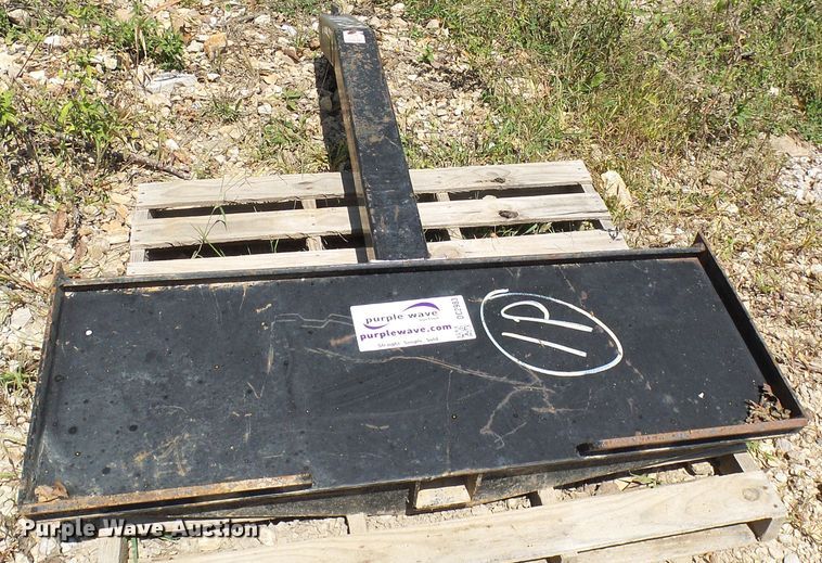 image for item DC2983 Versatech skid steer boom
