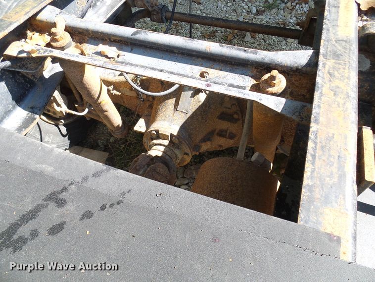 image for item DC2994 1994 GMC Kodiak C6500  truck cab and chassis