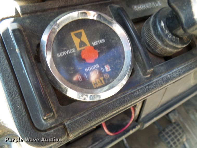 image for item DC2994 1994 GMC Kodiak C6500  truck cab and chassis