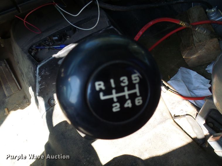 image for item DC2994 1994 GMC Kodiak C6500  truck cab and chassis