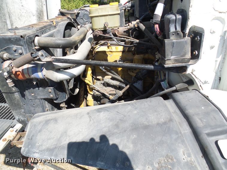 image for item DC2994 1994 GMC Kodiak C6500  truck cab and chassis