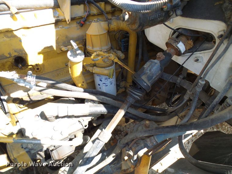 image for item DC2994 1994 GMC Kodiak C6500  truck cab and chassis