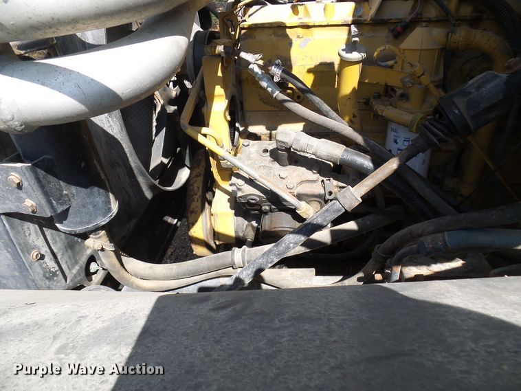 image for item DC2994 1994 GMC Kodiak C6500  truck cab and chassis