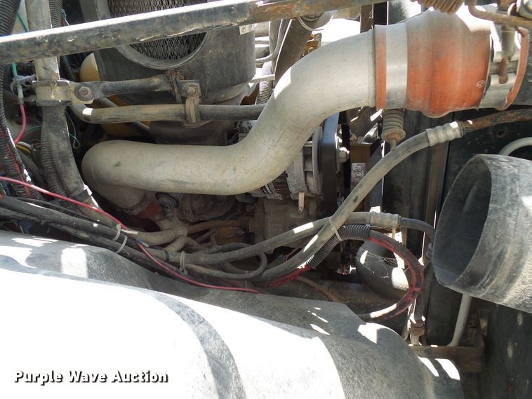 image for item DC2994 1994 GMC Kodiak C6500  truck cab and chassis