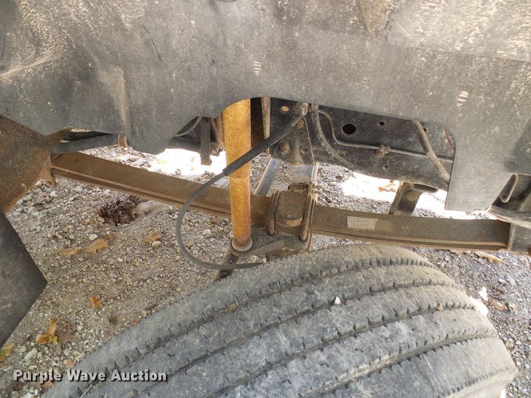 image for item DC2994 1994 GMC Kodiak C6500  truck cab and chassis