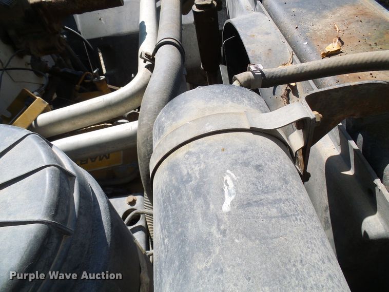 image for item DC2994 1994 GMC Kodiak C6500  truck cab and chassis