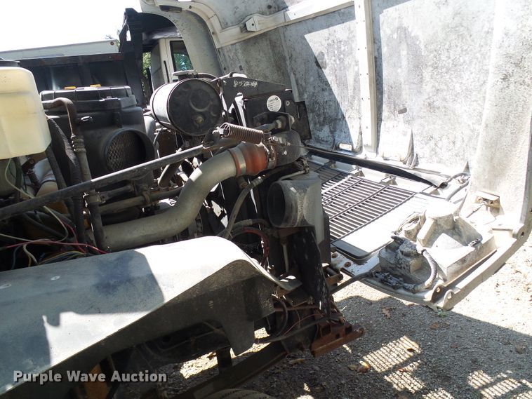 image for item DC2994 1994 GMC Kodiak C6500  truck cab and chassis