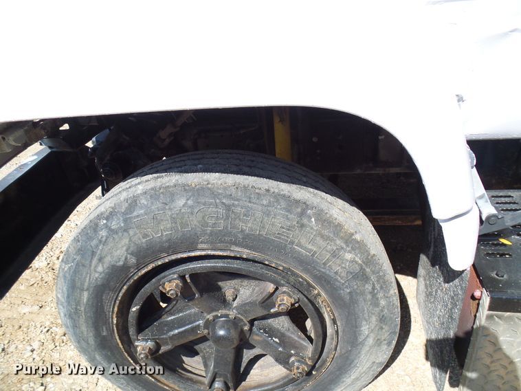 image for item DC2995 1990 GMC C6000  dump truck