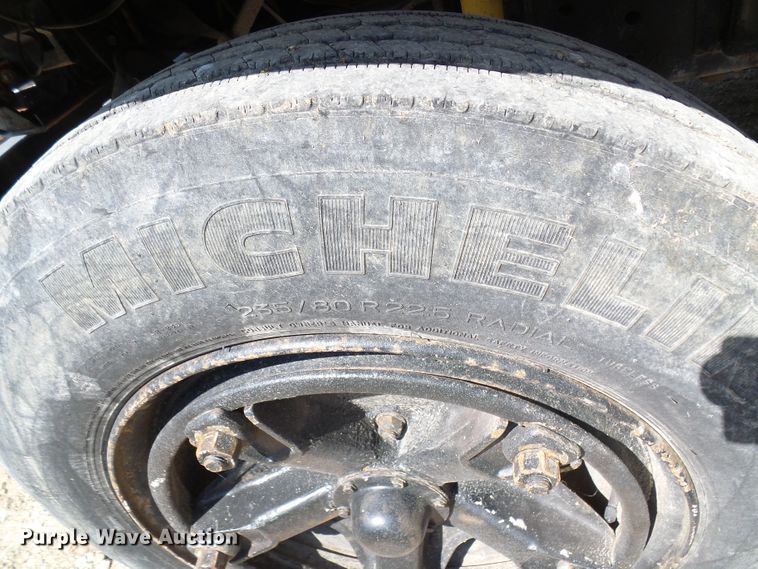 image for item DC2995 1990 GMC C6000  dump truck