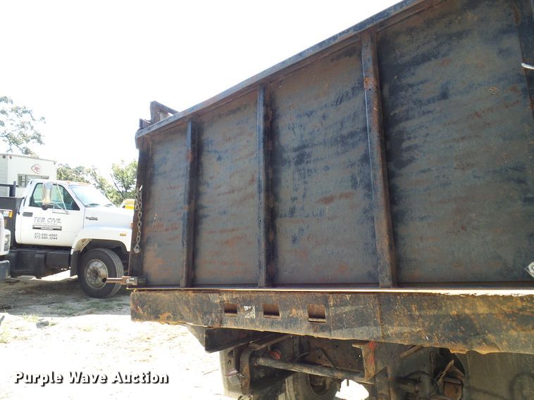 image for item DC2995 1990 GMC C6000  dump truck