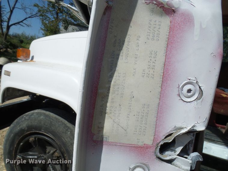 image for item DC2995 1990 GMC C6000  dump truck