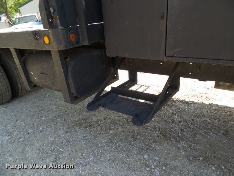 image for item DC2997 1993 GMC TopKick C6500  flatbed truck