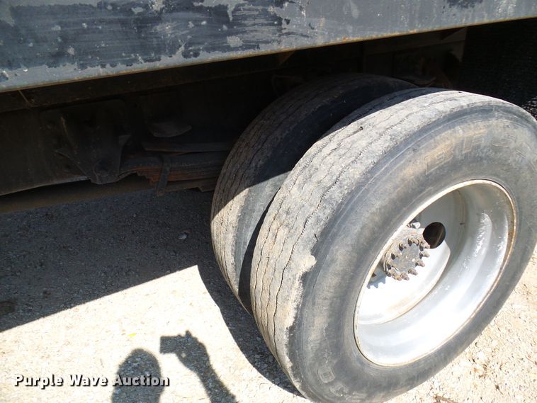 image for item DC2997 1993 GMC TopKick C6500  flatbed truck