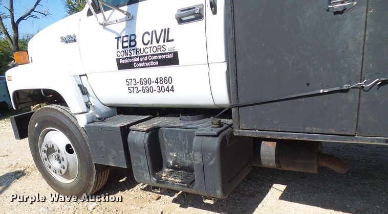 image for item DC2997 1993 GMC TopKick C6500  flatbed truck