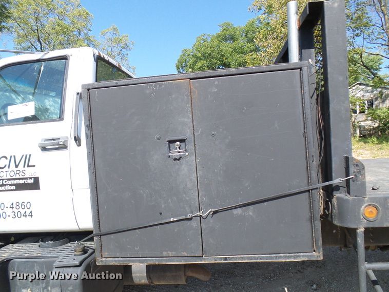 image for item DC2997 1993 GMC TopKick C6500  flatbed truck