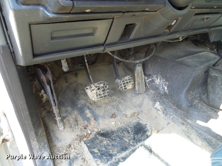 image for item DC2997 1993 GMC TopKick C6500  flatbed truck