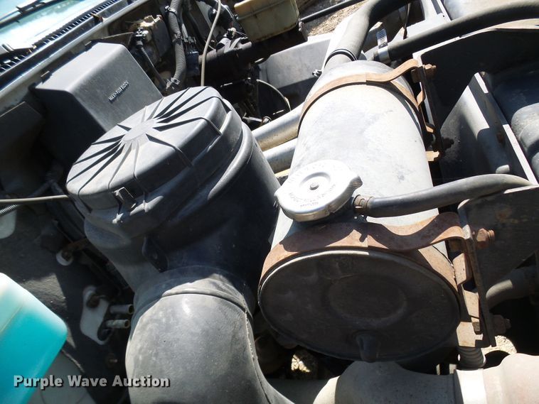 image for item DC2997 1993 GMC TopKick C6500  flatbed truck