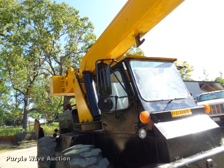 image for item DC2998 Grove RT58  crane