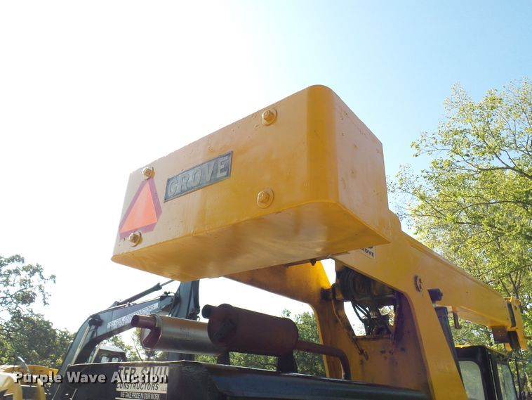 image for item DC2998 Grove RT58  crane