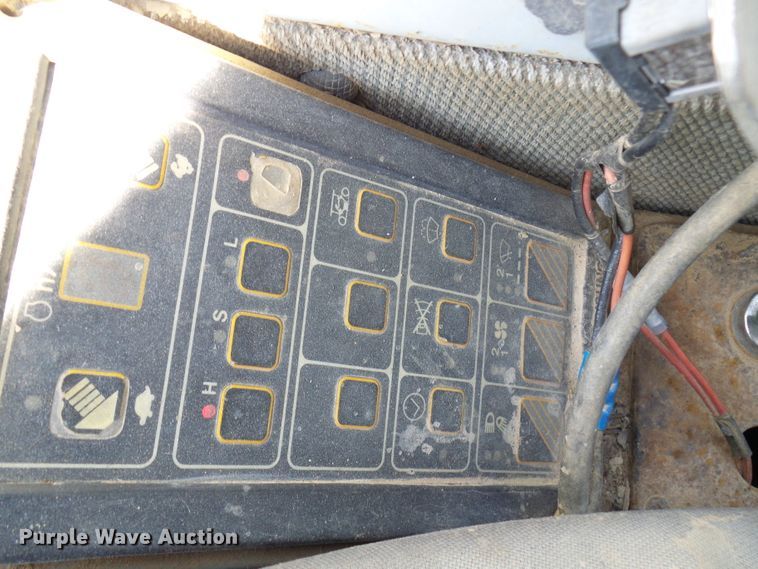 image for item DC2999 Samsung SL130LC-2  excavator