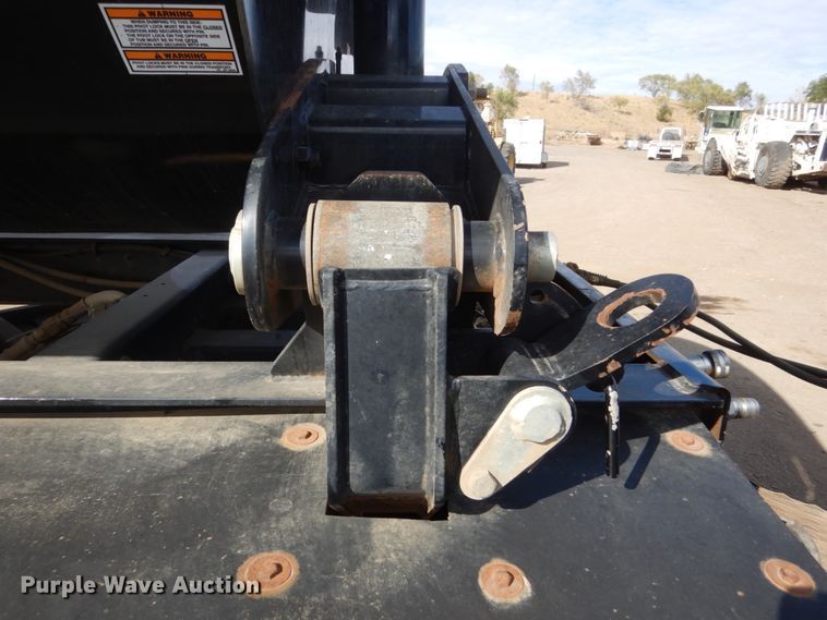 image for item DC4507 2013 Jet side dump trailer