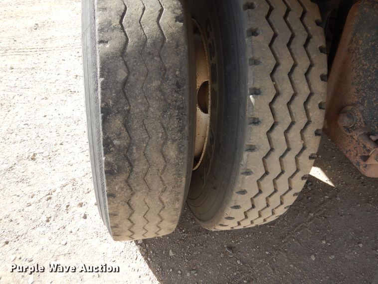 image for item DC4507 2013 Jet side dump trailer