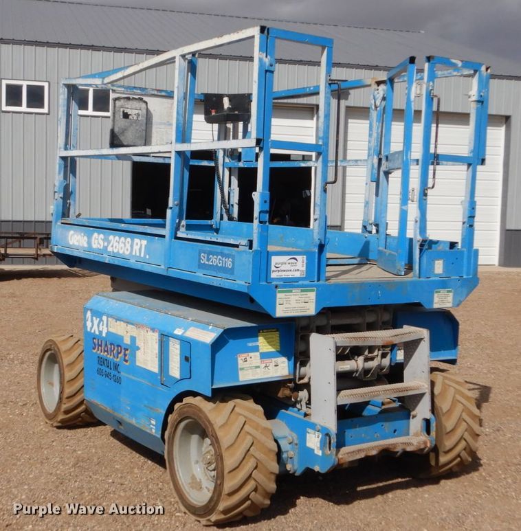 image for item DC8813 2007 Genie GS-2668  scissor lift