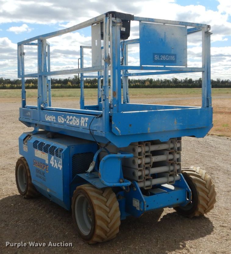 image for item DC8813 2007 Genie GS-2668  scissor lift