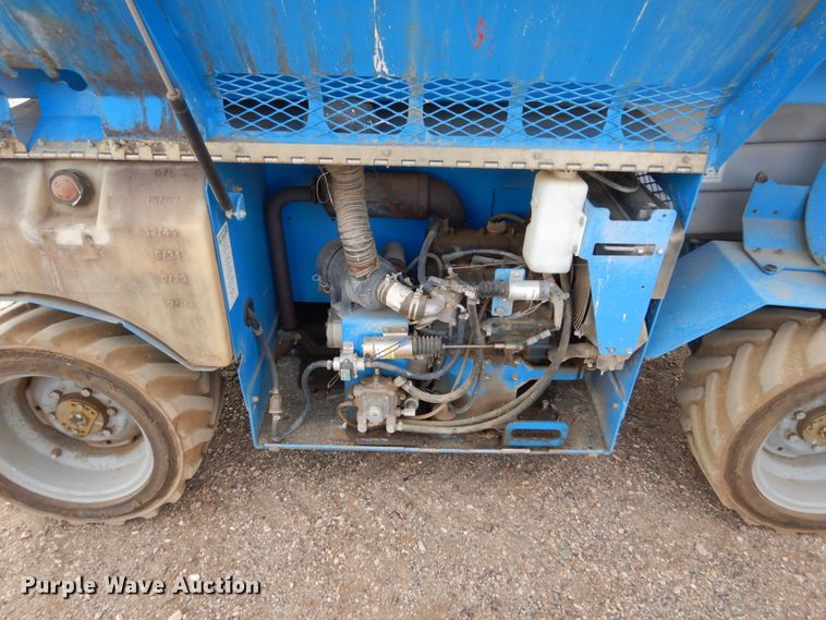 image for item DC8813 2007 Genie GS-2668  scissor lift