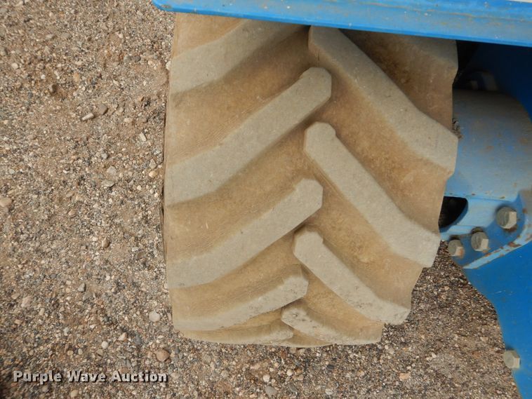 image for item DC8813 2007 Genie GS-2668  scissor lift