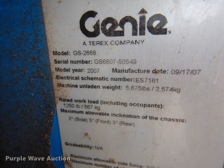 image for item DC8813 2007 Genie GS-2668  scissor lift