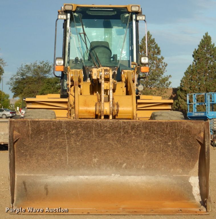image for item DC8826 2003 Caterpillar 938G  wheel loader