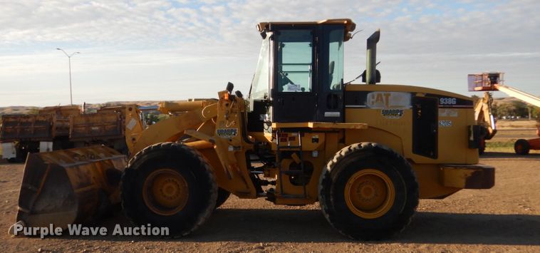 image for item DC8826 2003 Caterpillar 938G  wheel loader
