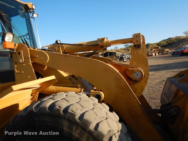 image for item DC8826 2003 Caterpillar 938G  wheel loader