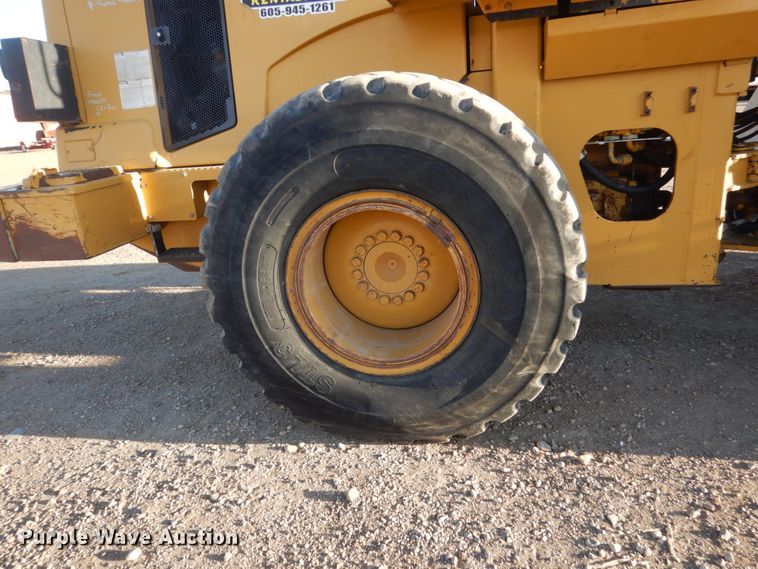 image for item DC8826 2003 Caterpillar 938G  wheel loader