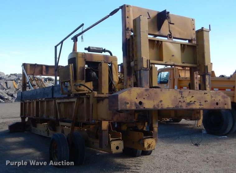 image for item DC8834 Bidwell bridge deck paver