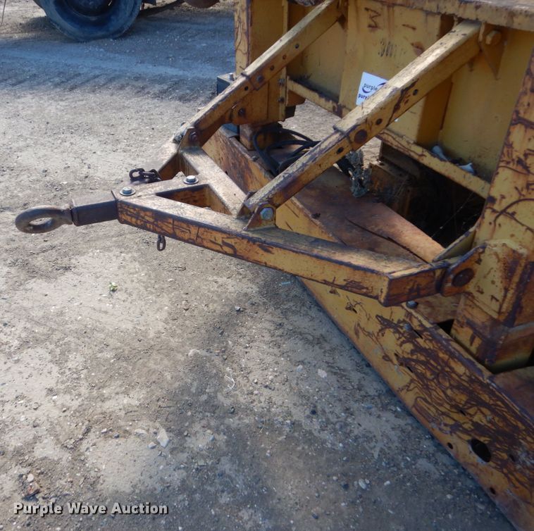 image for item DC8834 Bidwell bridge deck paver