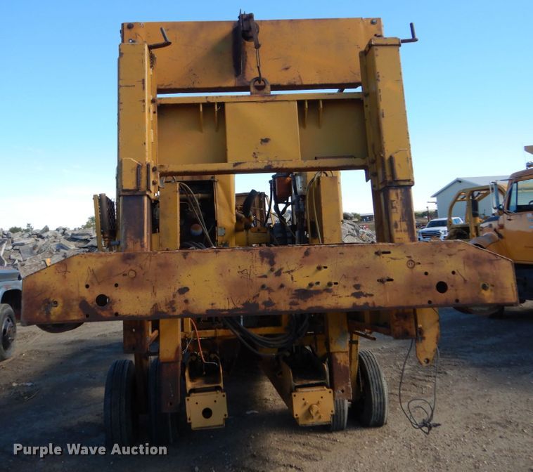 image for item DC8834 Bidwell bridge deck paver