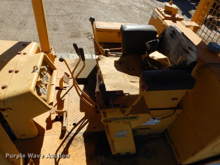 image for item DC8843 Dresser TD15C  dozer