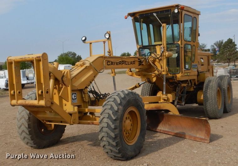 image for item DC8850 1975 Caterpillar 140G  motor grader