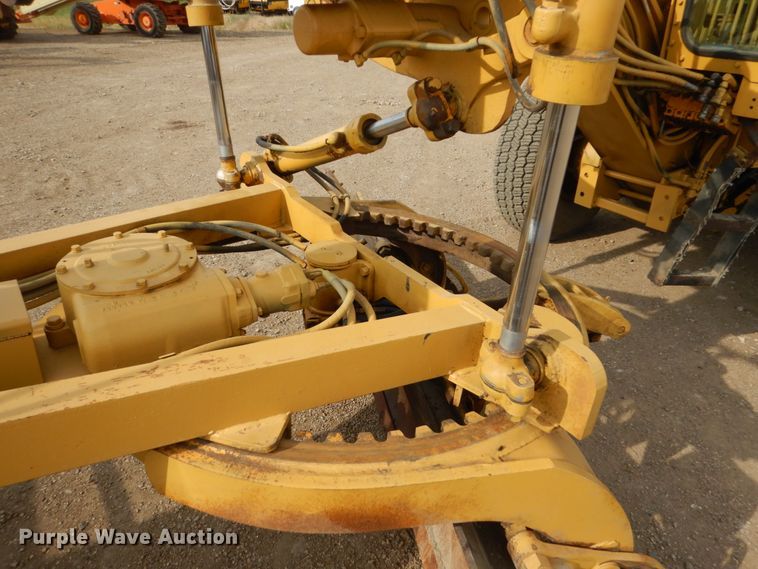 image for item DC8850 1975 Caterpillar 140G  motor grader