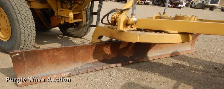 image for item DC8850 1975 Caterpillar 140G  motor grader