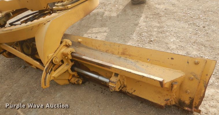 image for item DC8850 1975 Caterpillar 140G  motor grader